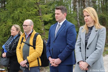 Z zasaditvijo dreves smo uradno odprli kolesarsko povezavo Kamnik–Godič (1)